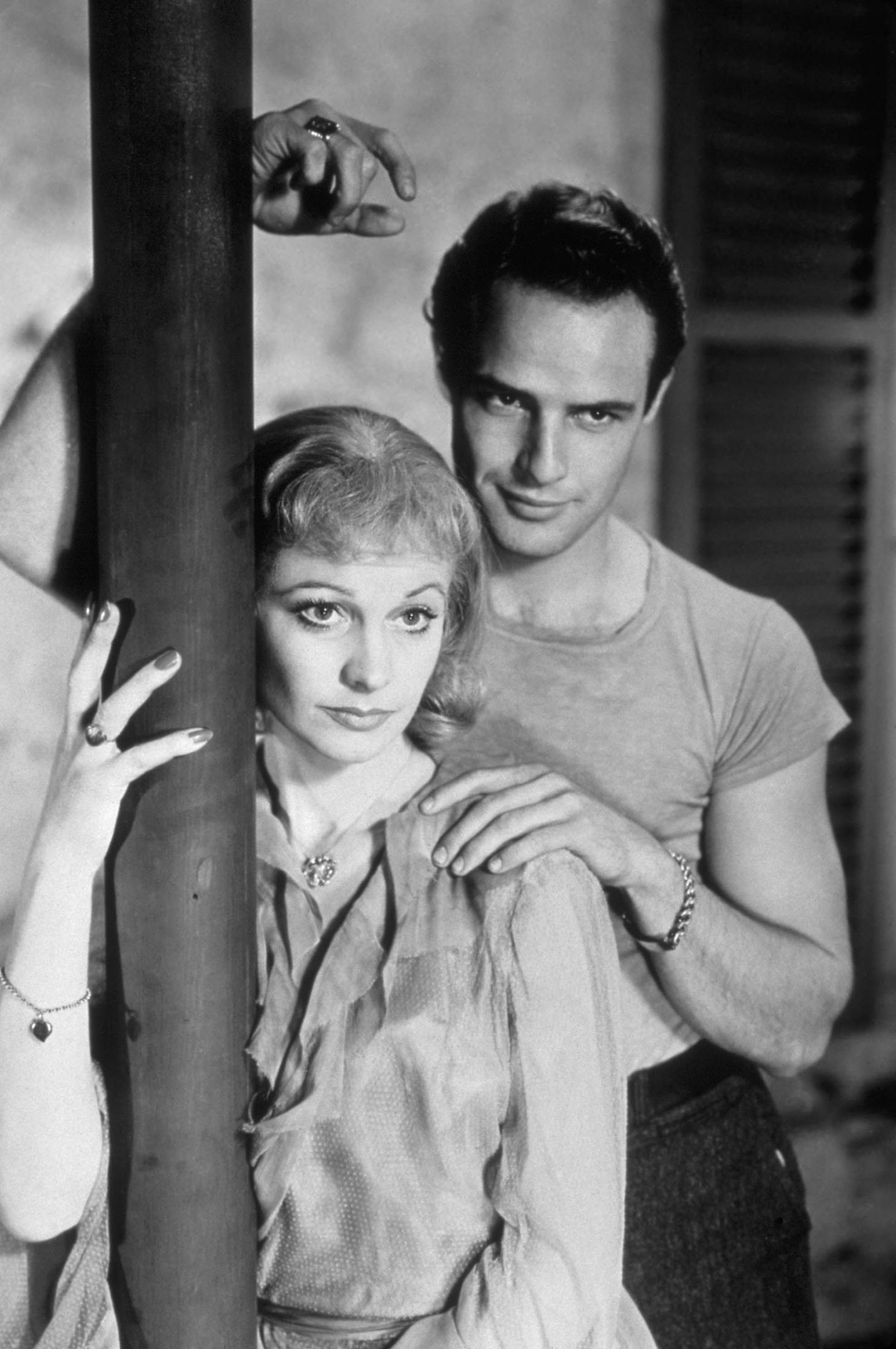 Os atores Vivien Leigh e Marlon Brando em cena do filme "Uma Rua Chamada Pecado" (1951), do diretor Elia Kazan - Turner Classic Movies/Reuters
