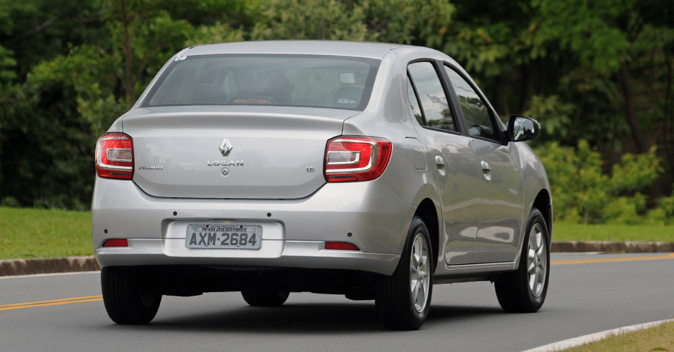 Renault Logan 1.6 M/T 2014 - Murilo Góes/UOL