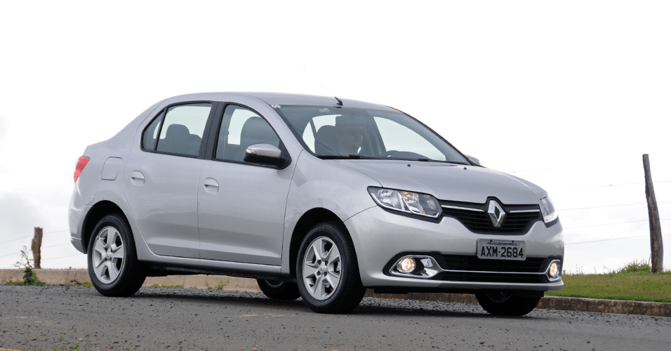 Renault Logan 1.6 M/T 2014 - Murilo Góes/UOL