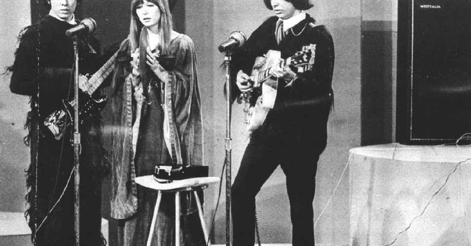 Grupo De Arnaldo Baptista Rita Lee E Sérgio Dias Mutantes - Famosos - UOL Entretenimento