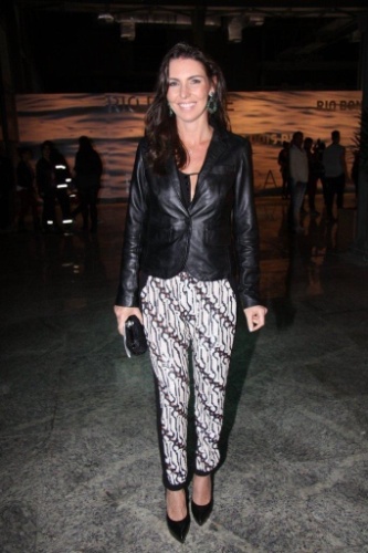 6.nov.2013 - Glenda Kozlowski marca presença na edição outono/inverno 2014 do Fashion Rio, no Pier Maua, zona portuária da cidade