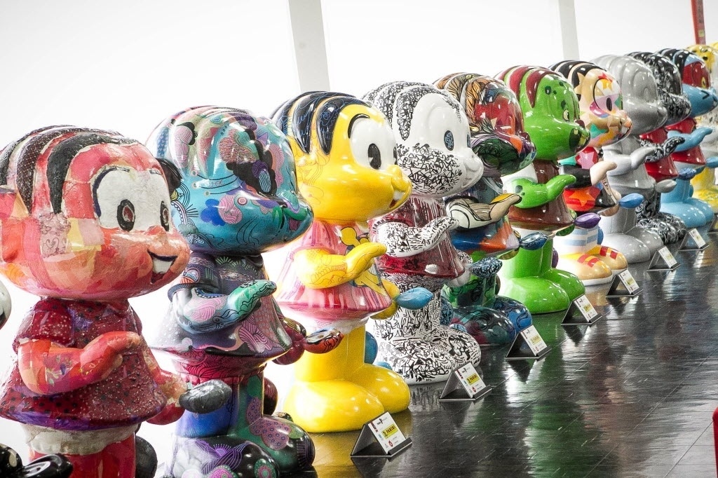 07.nov.2013 - Esculturas da Mônica Parade 2013 expostas na sede da Maurício de Sousa Produções, em São Paulo - Rodrigo Capote/UOL