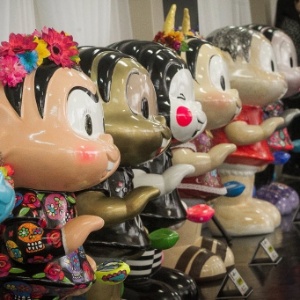 07.nov.2013 - Esculturas da Mônica Parade 2013 expostas na sede da Maurício de Sousa Produções, em São Paulo - Rodrigo Capote/UOL