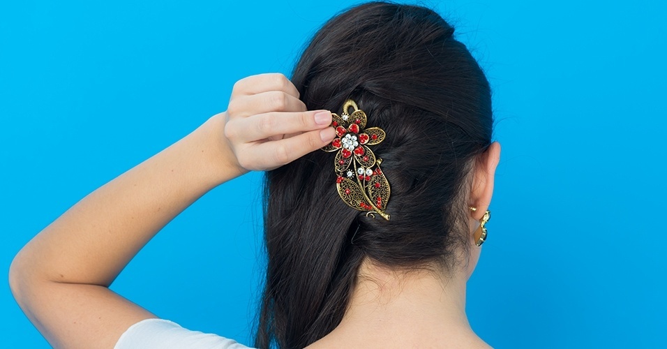 Três formas de usar os cabelos de lado; inspire-se nas famosas - Cauê Moreno/UOL