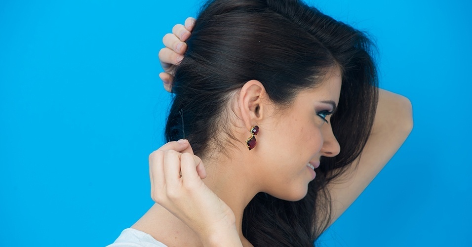 Três formas de usar os cabelos de lado; inspire-se nas famosas - Cauê Moreno/UOL