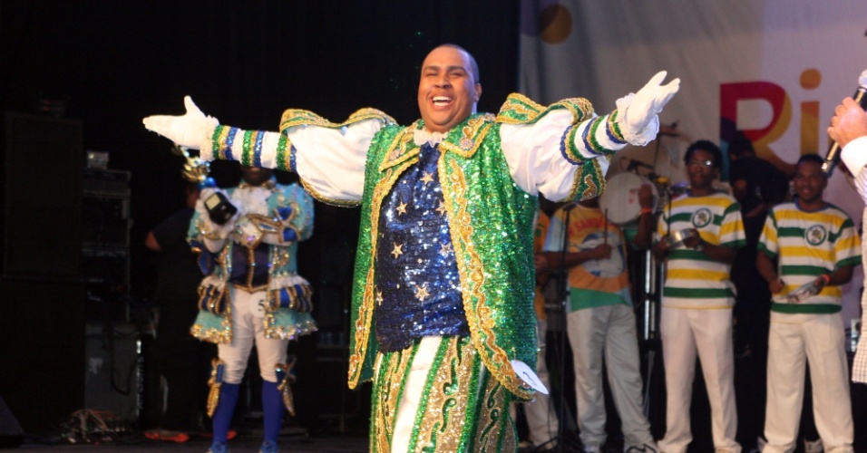 8.nov.2013 - Evento de escolha do Rei Momo e Rainha do Carnaval 2014 na Cidade do Samba, Rio de Janeiro