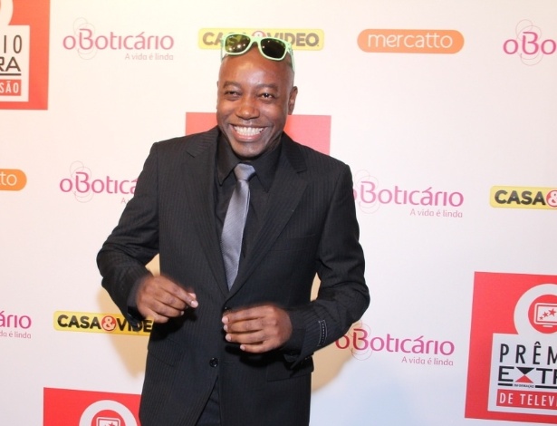 12.nov.2013 - O ator Nando Cunha prestigiou a 15ª edição do Prêmio Extra de Televisão. O evento aconteceu em uma casa de shows do Rio