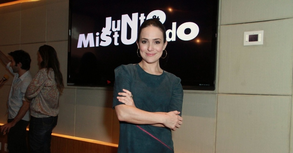 13.nov.2013 - Gabriela Duarte é uma das estrelas do humorístico "Junto & Misturado", que volta à grade da Globo