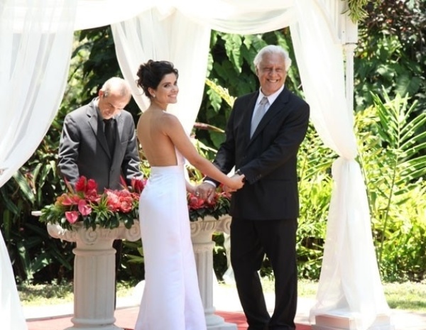 Em "Amor à Vida", Aline e César se casam
