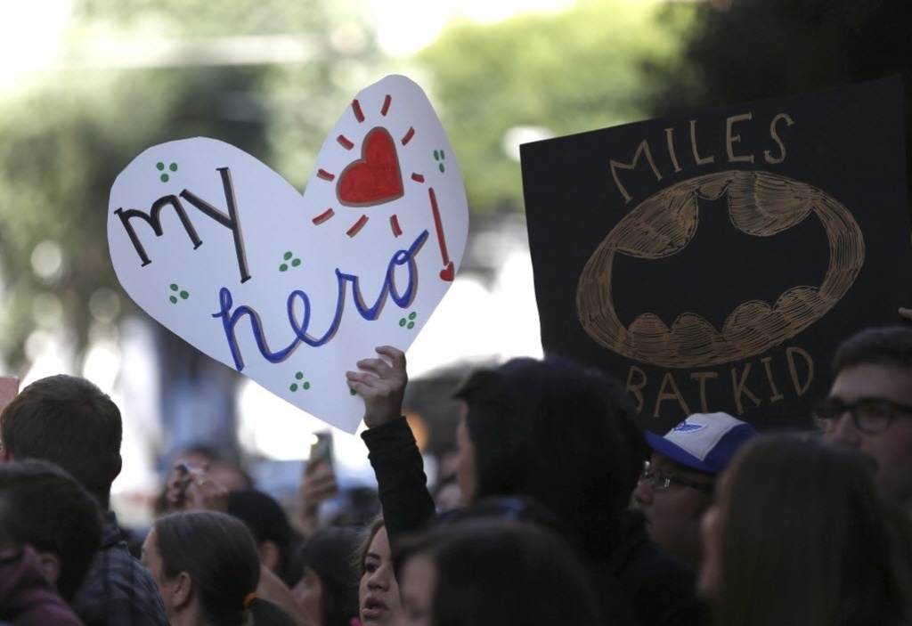 15.nov.2013 - Garoto vive Batman por um dia em San Francisco - Stephen Lam/Reuters
