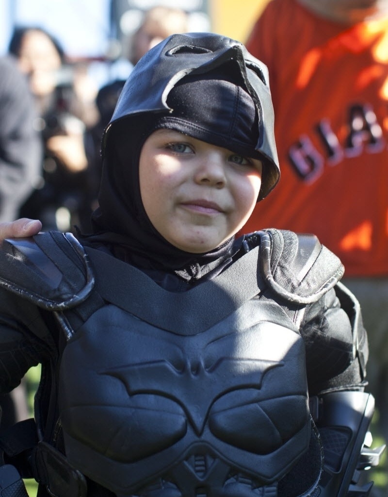 15.nov.2013 - Garoto vive Batman por um dia em San Francisco - Ramin Talaie/Getty Images/AFP