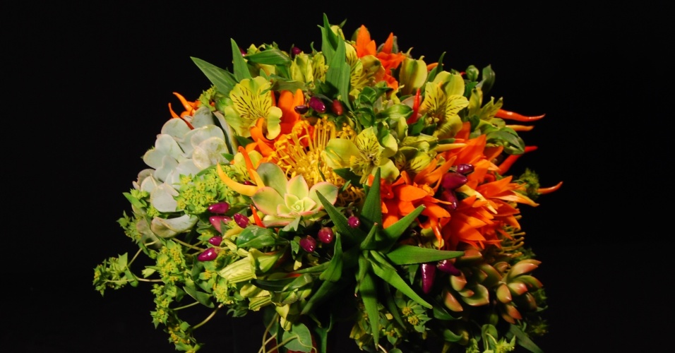 Buquê de de suculentas, pimentas e orquídeas; da Reserva Floral (www.reservafloral.com.br), por R$ 620. Disponibilidade e preço pesquisados em janeiro de 2014 e sujeitos a alteração