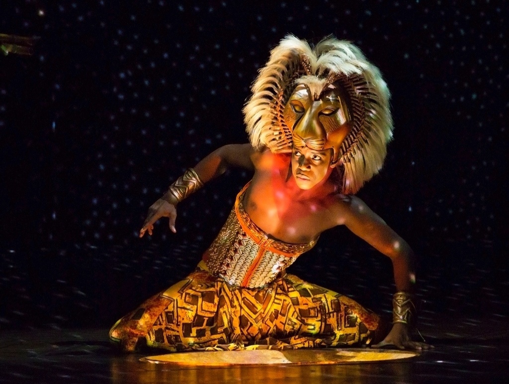 Cena do musical "O Rei Leão", que tem temporada até 2014. A peça é inspirada em contos bíblicos e Shakespeare e tem trilha sonora de Gilberto Gil. - Joao Caldas/Divulgação