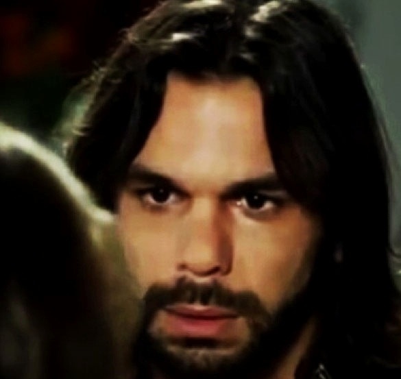 Felipe Cardoso tem se destacado em "Pecado Mortal". Otávio, seu personagem, é epilético, além de agredir a mulher, Catarina, personagem de Daniela Galli