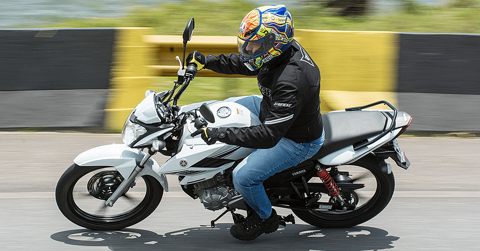 Yamaha YS150 Fazer - Doni Castilho/Infomoto