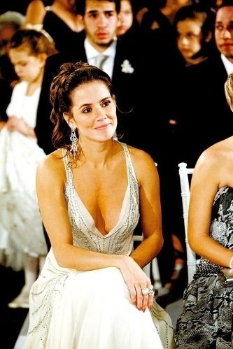 10.set.2008 - Deborah Secco é madrinha de casamento da amiga Juliana Paes com Carlos Eduardo Baptista