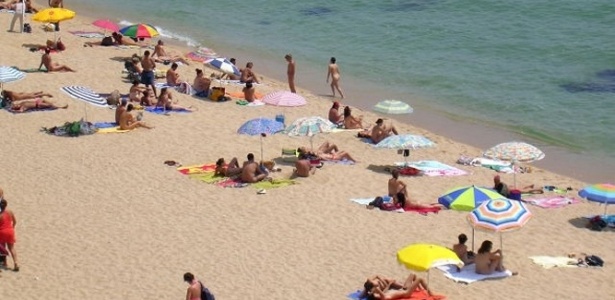Sem roupa: conheça praias de nudismo espalhadas pelo Brasil e pelo ...
