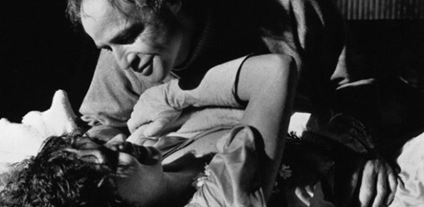 A forma como uma cena de estupro em "Último Tango em Paris" foi filmada vem causando polêmica em Hollywood - Reprodução