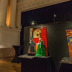 Obra que faz parte da "The Art of the Brick" ('A Arte do Tijolo', em tradução livre), maior exposição mundial de obras de arte feitas com blocos de Lego - Divulgação/©Fire-Starte