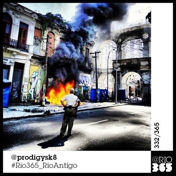 Foto do livro colaborativo "@Rio365 - Um Documentário Fotográfico" com fotos de Instagram - Instagram/@prodigysk8