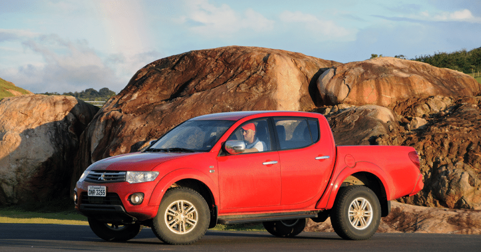 Mitsubishi L200 Triton HPE 2014 - Murilo Góes/UOL