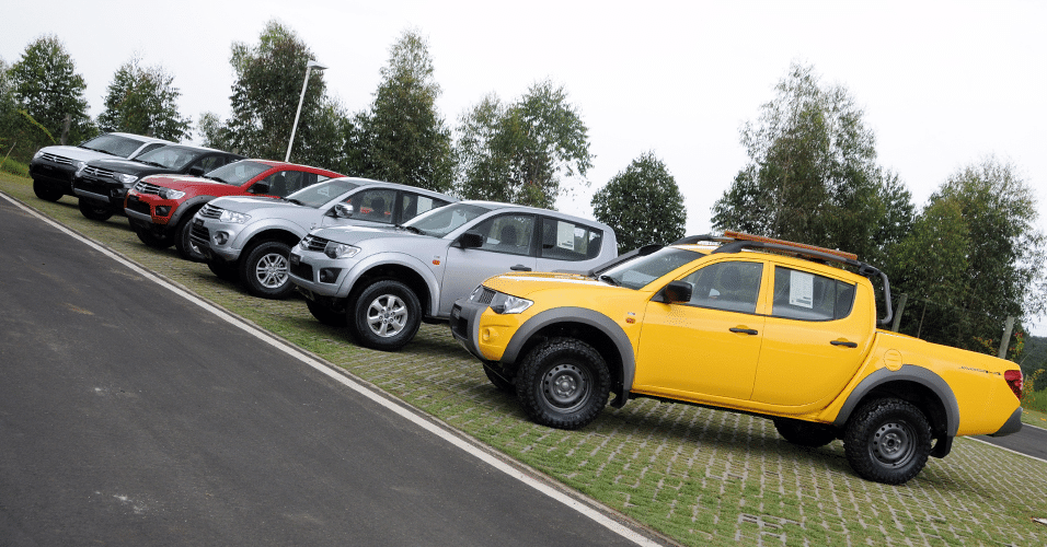 Mitsubishi L200 Triton HPE 2014 - Murilo Góes/UOL