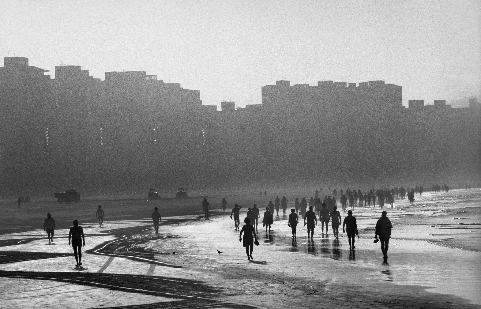 Imagens de "Santos", novo livro do fotógrafo Araquém Alcântara, decicado à cidade onde tirou sua primeira fotografia. Livro será lançado no dia 11/12/13, na Livraria Cultura - Araquém Alcântara