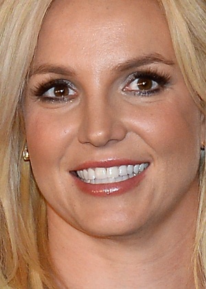 Cantora Britney Spears participa da festa de abertura de sua nova turnê, em Las Vegas