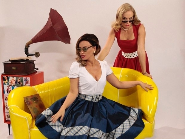6.dez.2013 - Angélica e Suzana Pires se vestem como pin ups dos anos 1940 e 1950 em gravação do "Estrelas"
