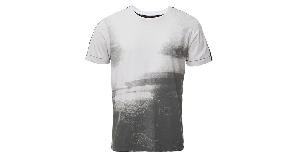 Camiseta estampada; R$ 49, na Memove (Tel.: 11 3799-1185). Preço pesquisado em dezembro de 2013 e sujeito a alteração - Divulgação