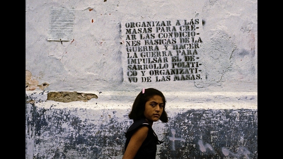 A foto acima foi feita pelo chileno Marcelo Montecino é a imagem usada pela Fundação Cartier no cartaz da exposição. Foi feita em Manágua, em 1979 - ©Miguel Calderón/Cortesia do artista e kurimanzutto, Cidade do México (Fundação Cartier)