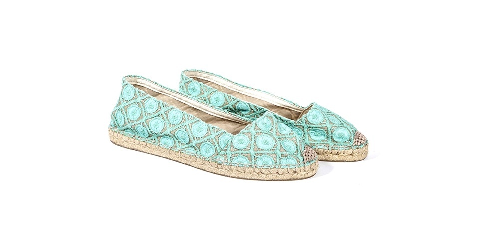 ALPARGATA: Modelo de renda; R$ 280, na Lenny Niemeyer (www.lenny.com.br) Preço pesquisado em dezembro de 2013 e sujeito a alterações - Divulgação