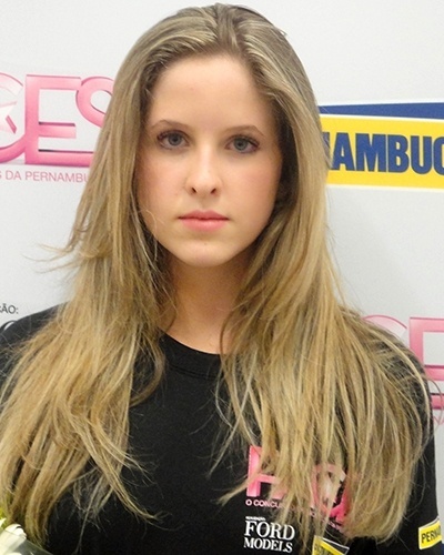 Anna Laura Jamal tem 16 anos e é de Cardoso (SP). A final será realizada em São Paulo no dia 15 de dezembro, em evento aberto ao público no Espaço das Américas. O convite pode ser trocado por 1kg de alimento - Divulgação