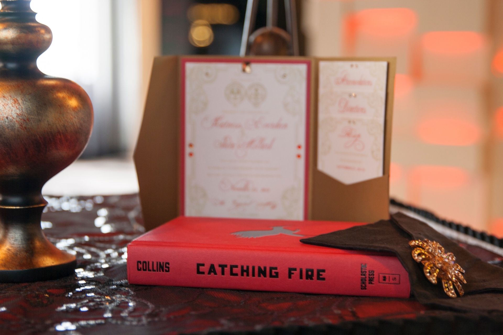 Ensaio fotográfico mostra como seria o casamento de Katniss e Peeta, protagonistas da série "Jogos Vorazes", vividos, respectivamente, por Jennifer Lawrence e Josh Hutcherson no cinema - Divulgação/Lilly and Lilly Photography