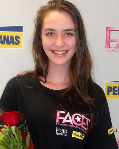 Maria Eduarda Schlickmann é de Biguaçu (SC) e tem 16 anos. O concurso Faces é organizado pela agência de modelos Ford - Divulgação