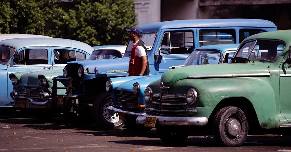 Carros em Cuba - Desmond Boylan/Reuters
