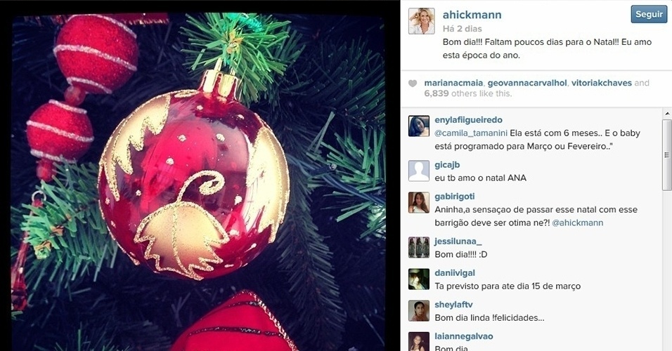 17.dez.2013 - Ana Hickamnn mostra detalhe de enfeite de sua árvore de Natal para seus seguidores no Instagram. "Bom dia!!! Faltam poucos dias para o Natal!! Eu amo esta época do ano", a apresentadora disse ao postar a foto