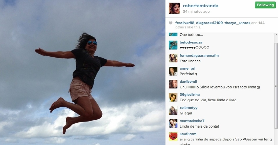 09.jan.2014- Mais magra, Roberta Miranda curte férias no Rio Grande do Norte