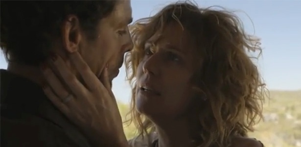 Em "Amores Roubados", Isabel beija Leandro e dispara: "Eu preciso de você"