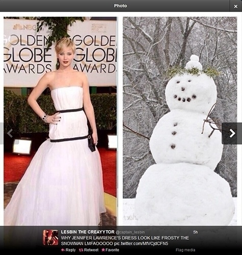12.jan.2014 - Internauta compara Jennifer Lawrence vestida para o Globo de Ouro com um boneco de neve