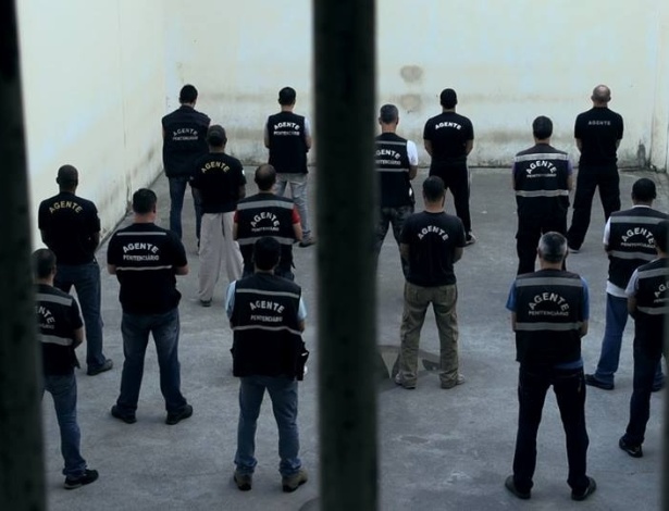 Cena do filme "A Gente" (2014), da Trilogia do Cárcere de Aly Muritiba - Divulgação