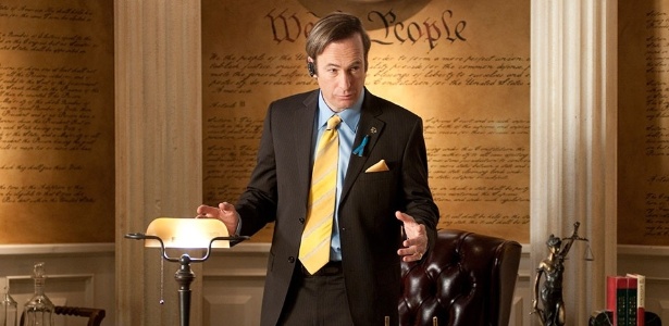 Bob Odenkirk como o advogado Saul Goodman na série "Breaking Bad"