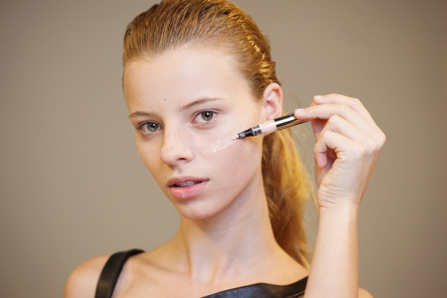 Passo a passo maquiagem bronzeada - 4 - Patrícia Araújo/UOL