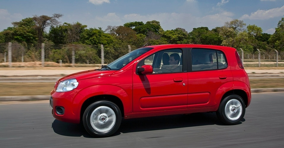 Fiat Uno 1.0 Vivace - Divulgação
