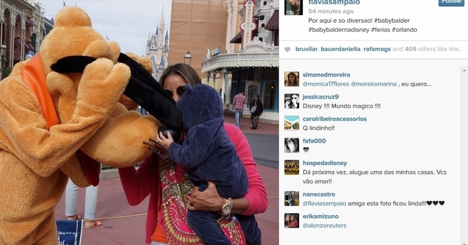16.jan.2014 - Flávia Sampaio mostra foto do filho na Disney