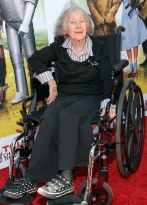 A atriz Ruth Robinson Duccini, um dos Munchkins do filme "O Mágico de Oz" - Getty Images
