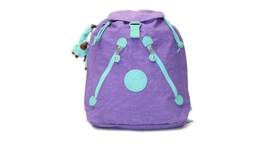 Mochila lilás e azul; R$ 349,na Kippling (www.kippling.com.br). Preço pesquisado em janeiro de 2014 e sujeito a alterações - Divulgação