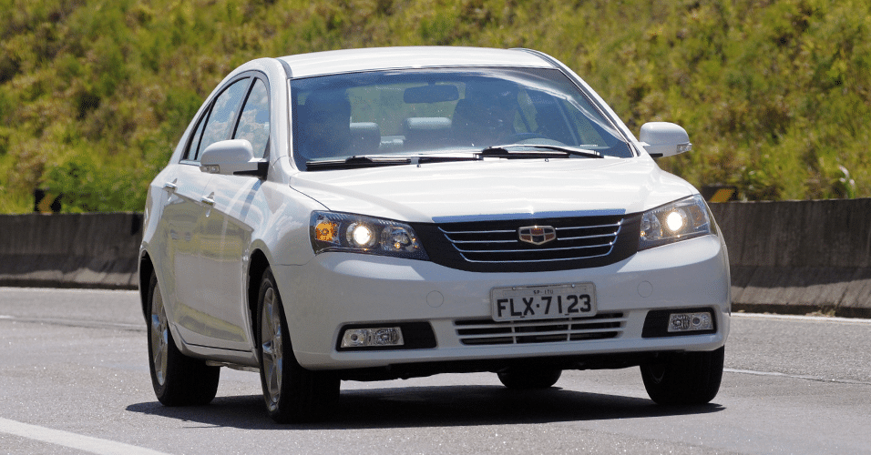 Geely EC7 - Murilo Góes/UOL