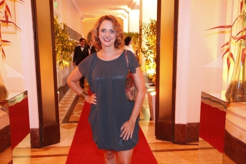 21.jan.2014 - Letícia Isnard marca presença no Primeiro Prêmio Cesgranrio de Teatro, no Copacabana Palace, no Rio