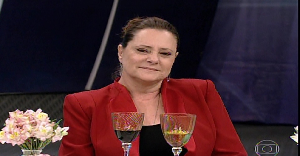 26.jan.2014 - Elizabeth Savalla participa da "Pizza do Faustão", na noite deste domingo (26), na TV Globo